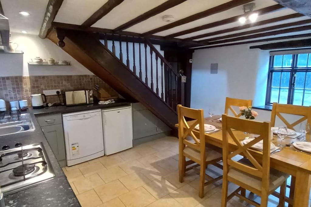 Peak District - 1 Harrow Cottage - Great Longstone ภายนอก รูปภาพ