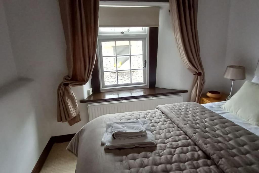 Peak District - 1 Harrow Cottage - Great Longstone ภายนอก รูปภาพ